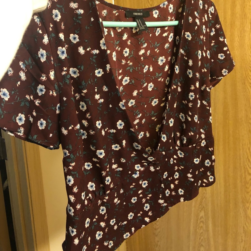Cute forever 21 crop top!